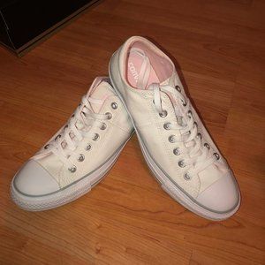 Converse Women's Chuck Taylor All Star Sneakers